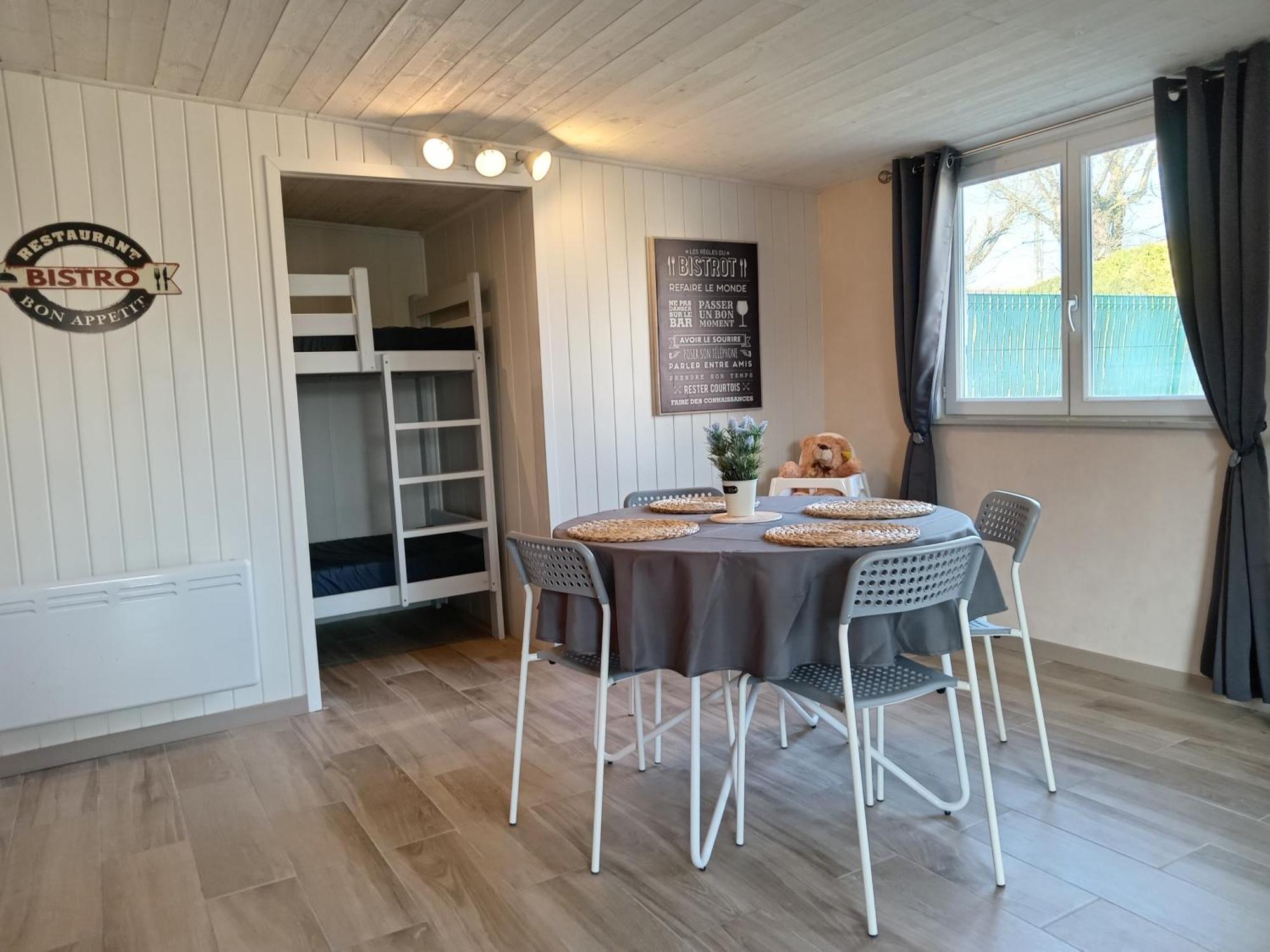 Cozycocoon Appartement Parcey Bagian luar foto