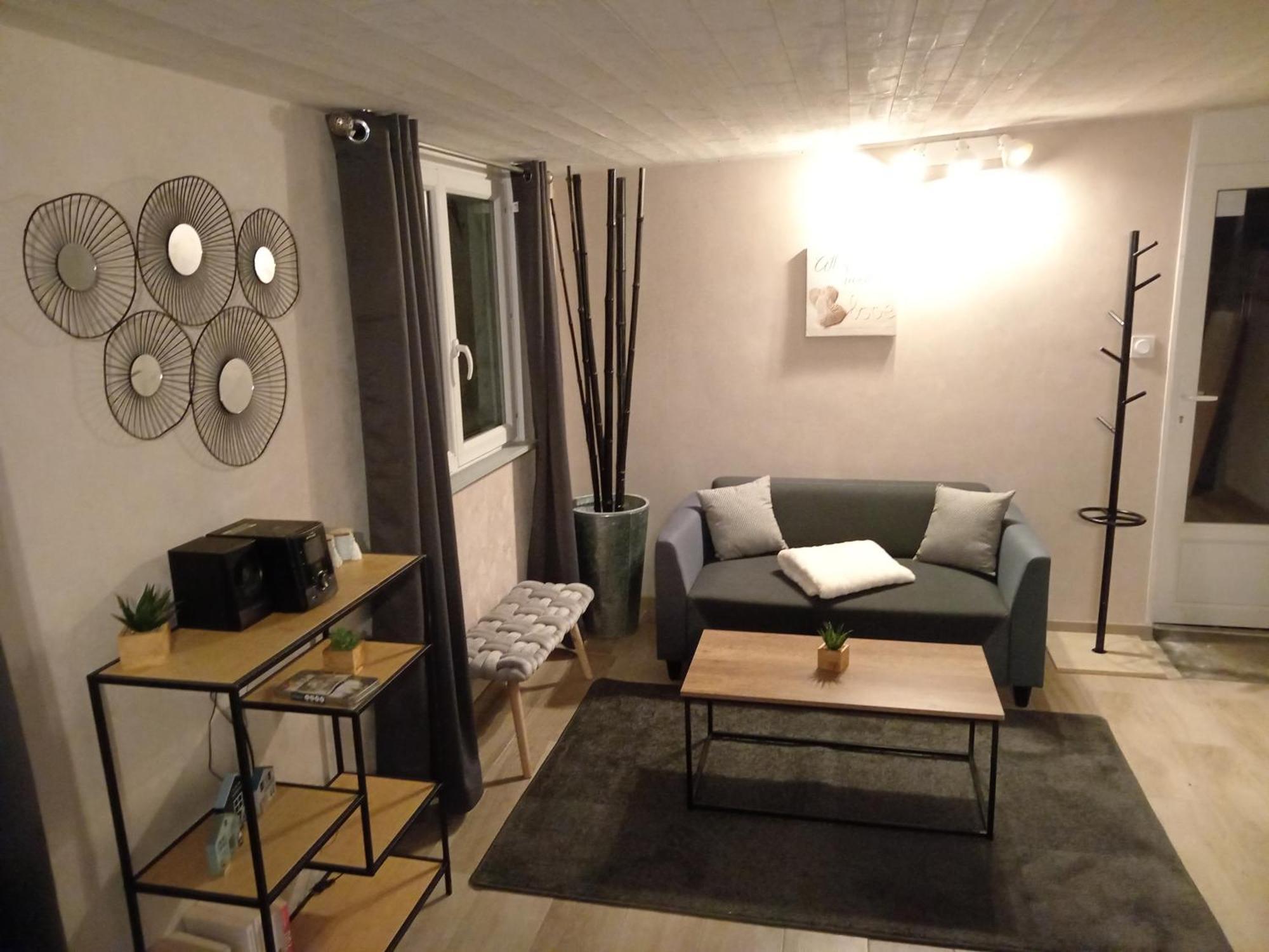 Cozycocoon Appartement Parcey Bagian luar foto